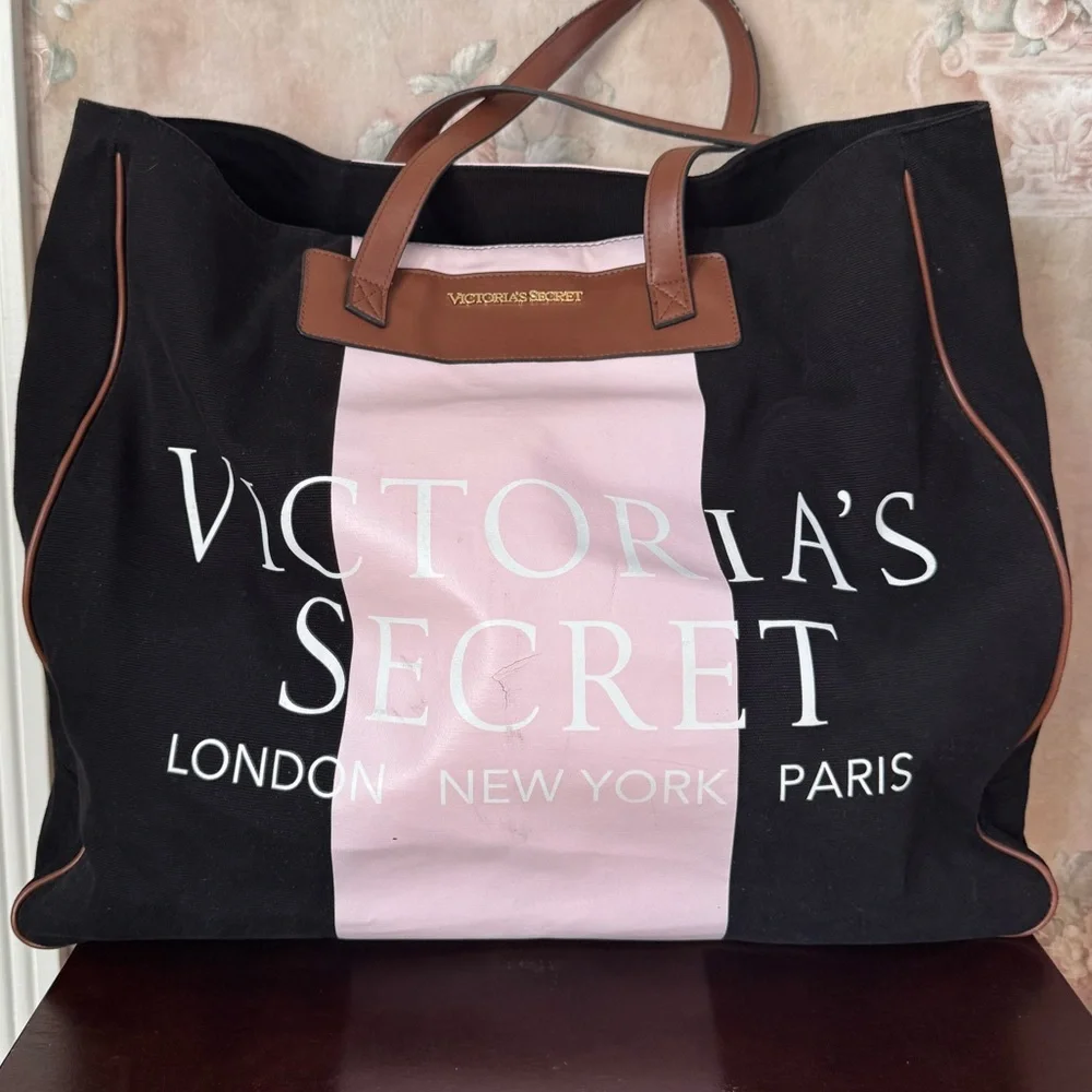 VICTORIA’S SECRET XL WEEKENDER TOTE BAG BLACK PINK